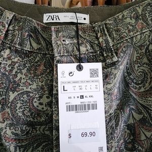 Zara  green/navy paisley cargo paint....new with tag size large